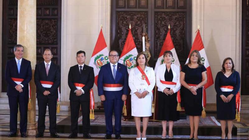 Dina Boluarte juramentación de ministros gabinete ministerial