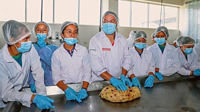 produce panetón navidad escolares