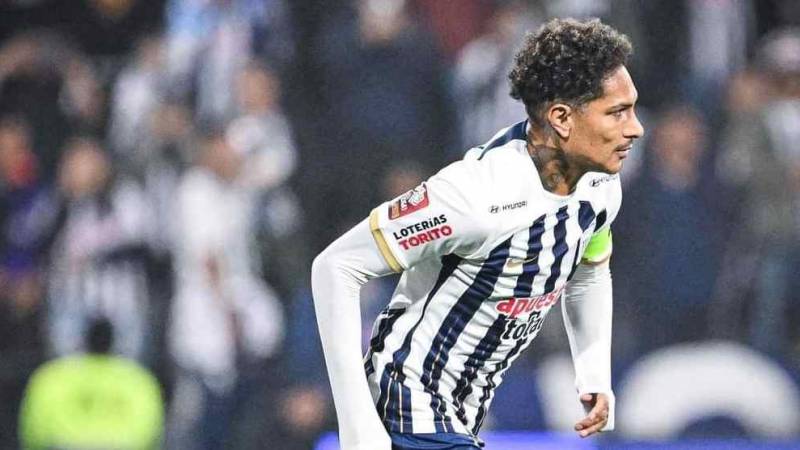 PAOLO GUERRERO ALIANZA LIMA