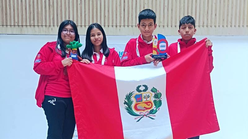 Perú Juegos Escolares ajedrez natación