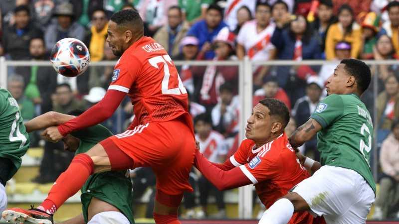 PERÚ 0-2 BOLIVIA