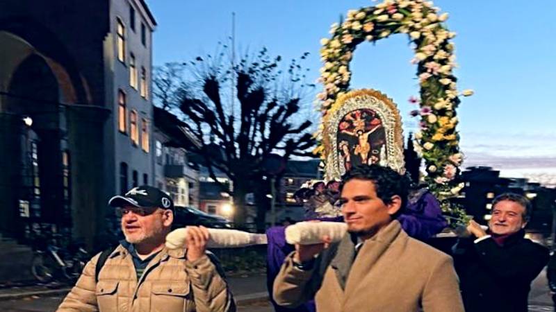 señor de los milagros cristo morado noruega 