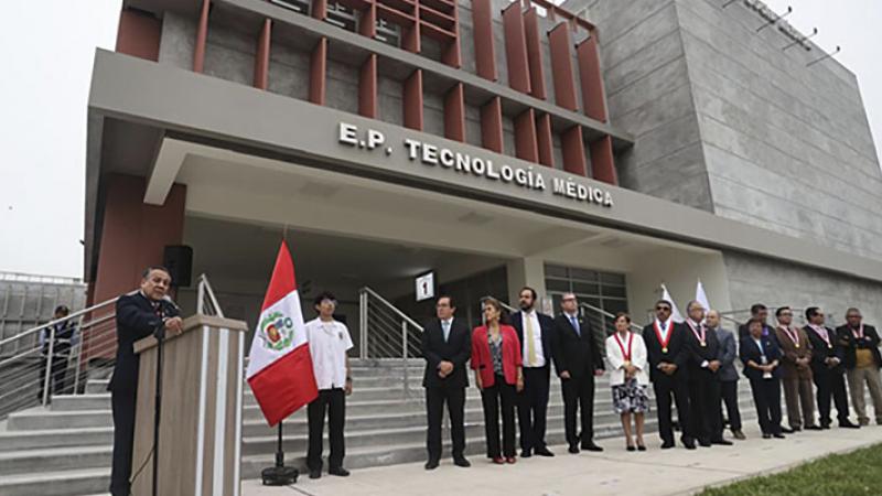 GUSTAVO ADRIANZÉN UNMSM