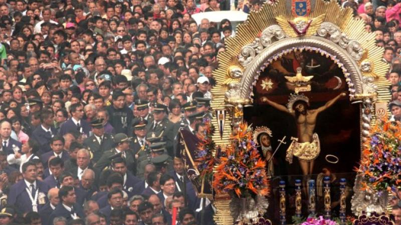 Señor de los Milagros historia Cristo de Pachacamilla Cristo Moreno virrey terremoto