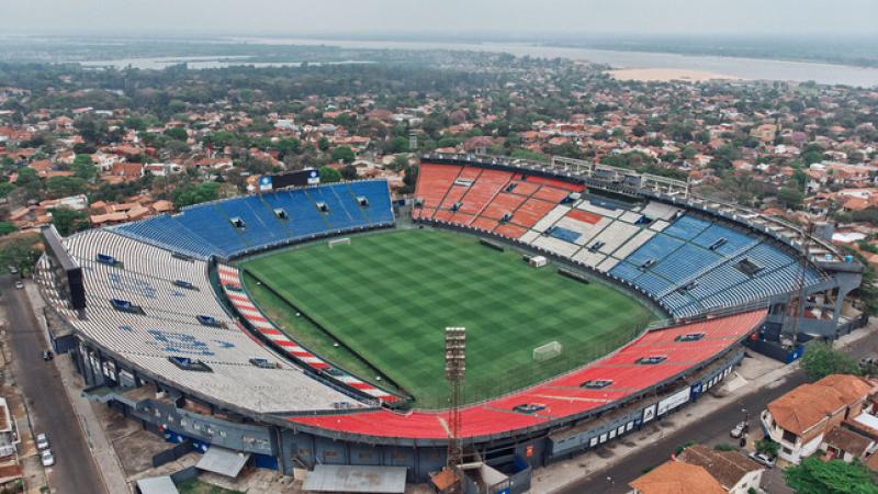 Per desfilar en Estadio Defensores del Chaco TVPer