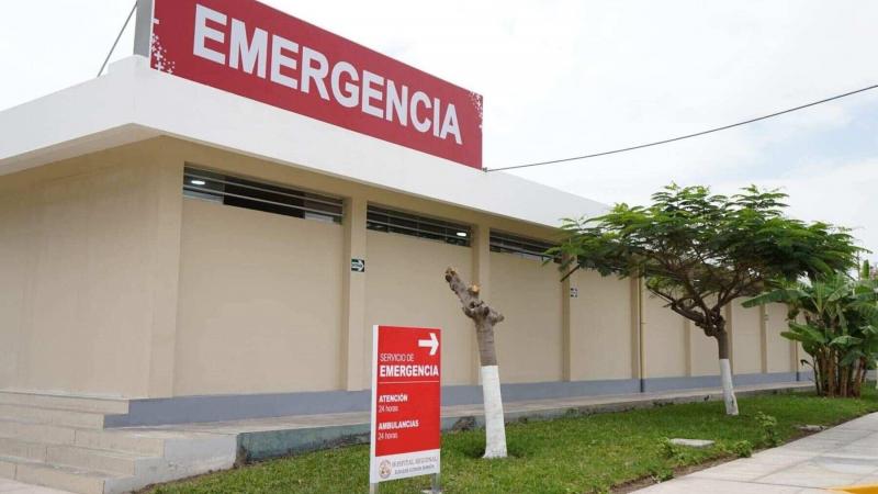 Ancash Nuevo Chimbote PNP Navidad Bomberos