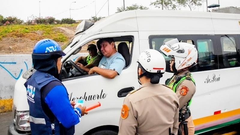 vehículos transporte informal