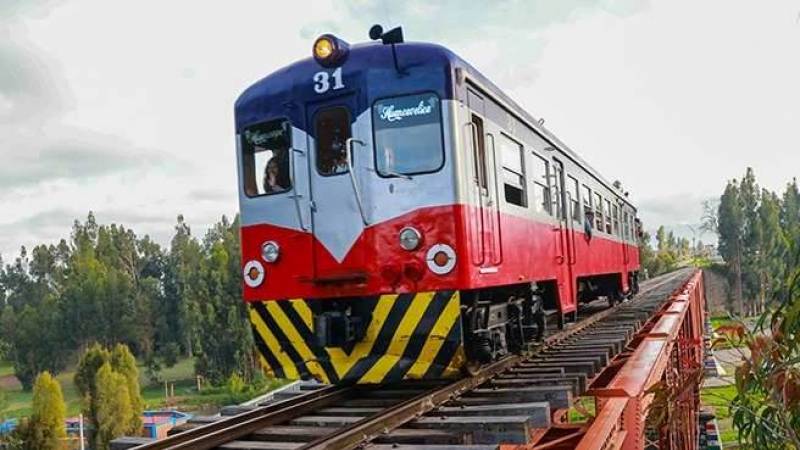 tren macho huancayo huancavelica