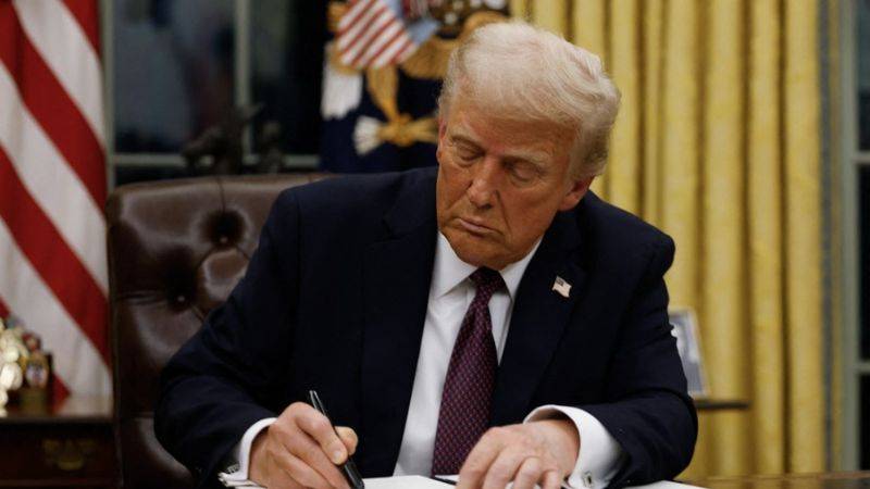 Trump revoca decisión de Biden y reincorpora a Cuba en lista de patrocinadores del terrorismo