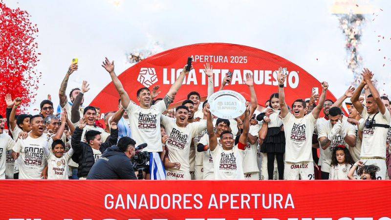 Universitario