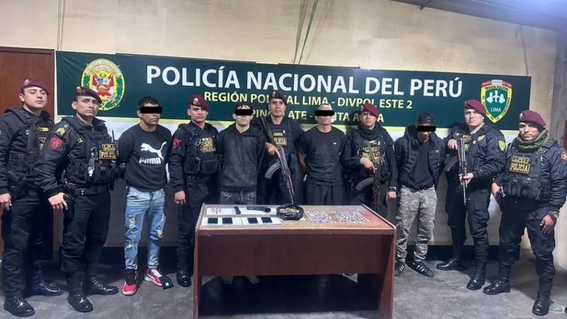 Venezolanos Policía