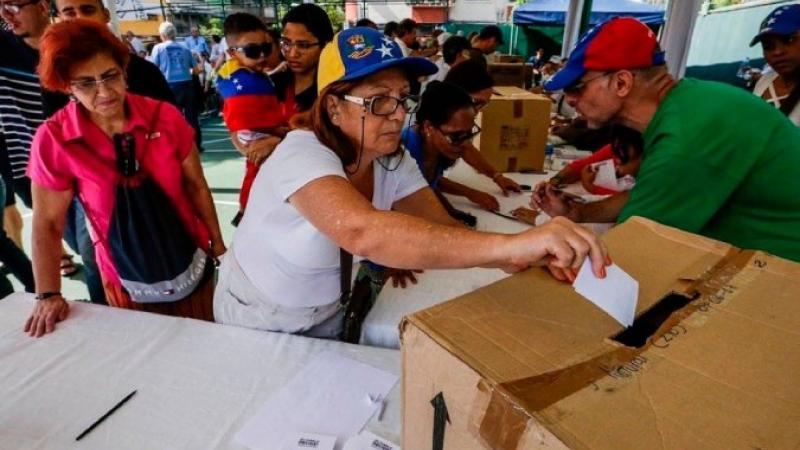 Venezuela elecciones primarias María Corina Machado Nicolás Maduro