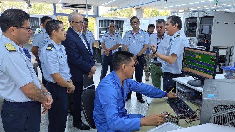 Visita del Viceministro de Recursos para la Defensa al Selec