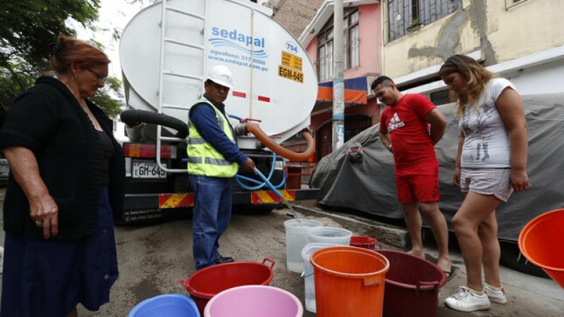 vivienda_transfiere_79_millones_a_sedapal_para_garantizar_reparto_gratuito_de_agua_a_poblacion_vulnerable