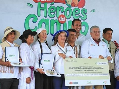 Dina Boluarte Presidencia Agricultura 