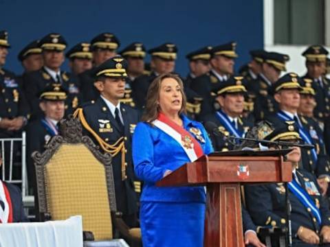 Presidenta Dina BOluarte PCM FAP