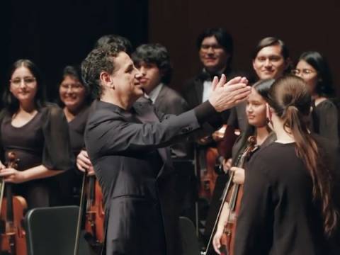 Juan Diego Flórez y Sinfonía por el Perú