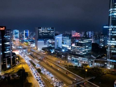 Moody's mejora perspectiva económica del Perú