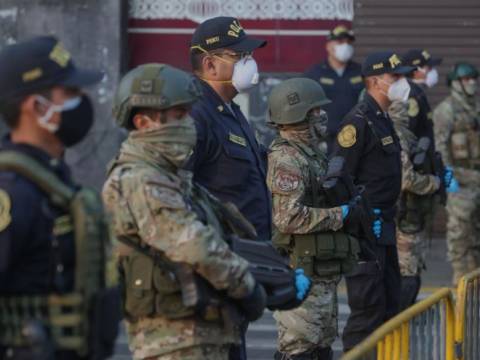 Fuerzas Armadas y PNP