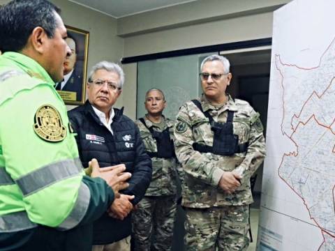 policía fuerzas armadas militares pnp estado de emergencia