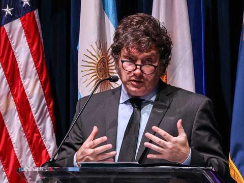 Presidente de Argentina   Javier Milei  vuelos comerciales 
