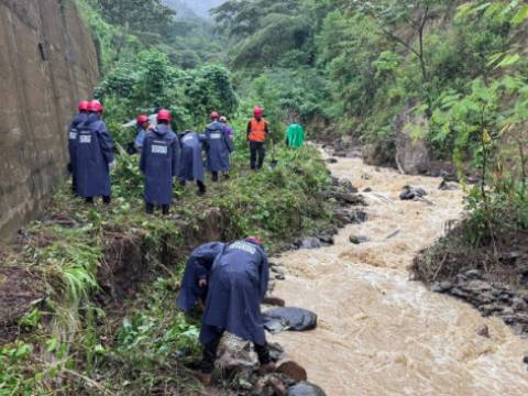 Ejército realiza trabajos de limpieza