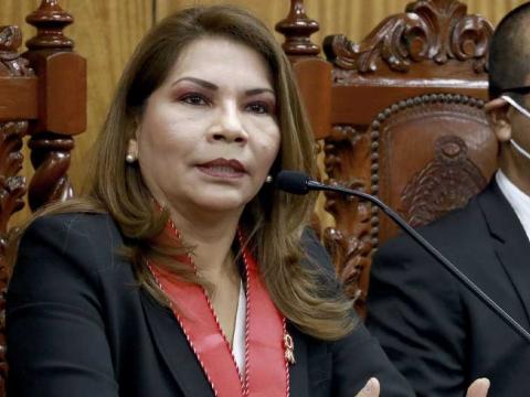 Fiscal Marita Barreto denunció presunto reglaje