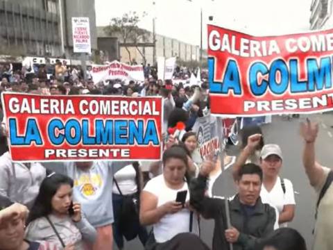 MESA REDONDA PROTESTA