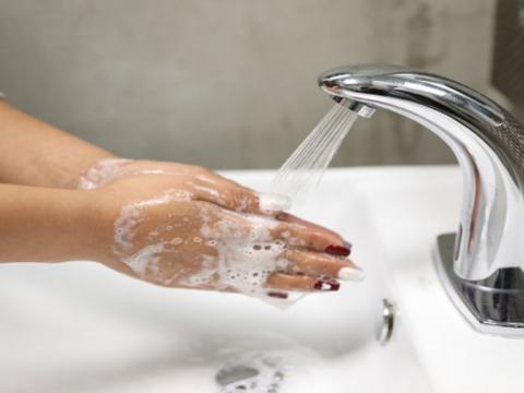 EsSalud fomenta la higiene de manos para cuidar nuestra salud