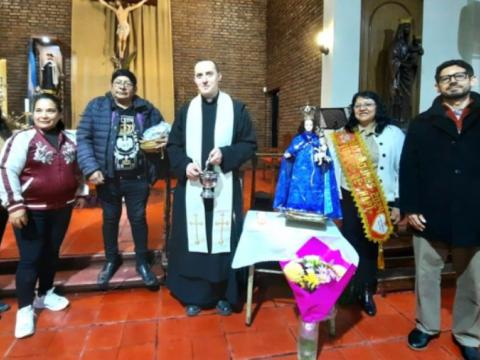 Argentina: comunidad peruana celebra fervor por la Virgen de Chapi con misa y procesión