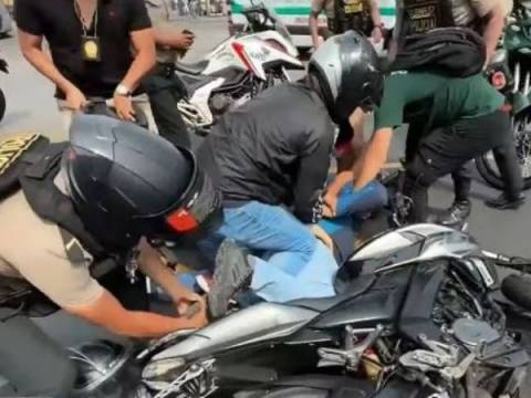 Detención de raqueteros 
