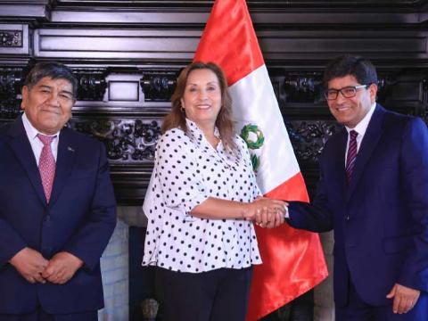 Presidenta Boluarte reunión gobernador de Arequipa 