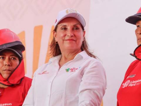 Presidenta Dina Boluarte reafirmó su compromiso con el desarrollo del país, lejos de actos de corrupción