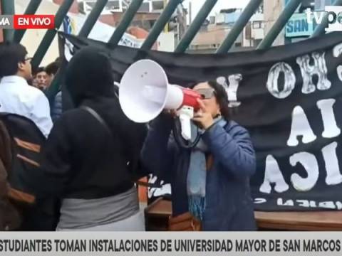 Toman San Marcos en protesta por elecciones internas 