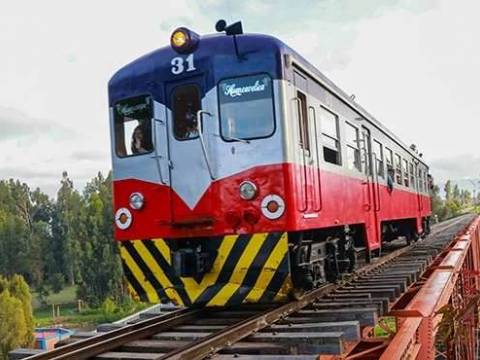 tren macho huancayo huancavelica