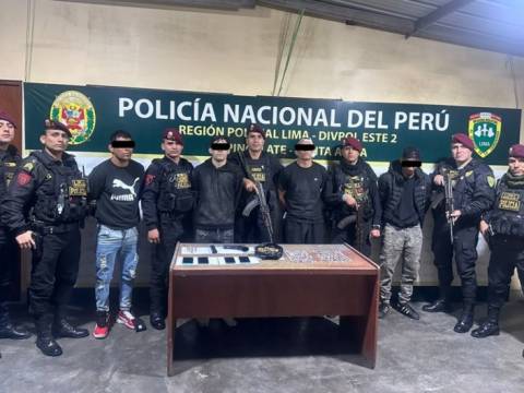 Venezolanos Policía