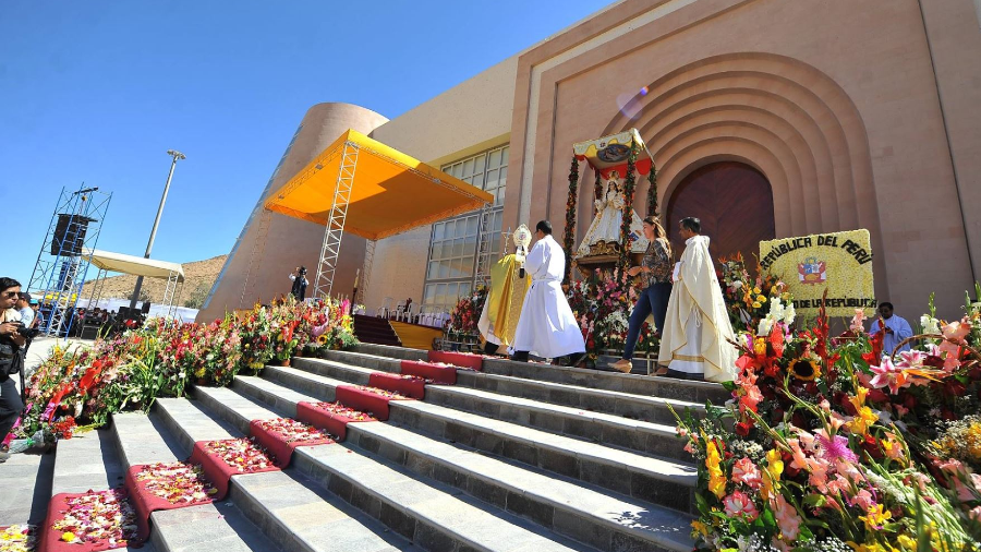 Santuario de la Virgen de Chapi abrió sus puertas para recibir a fieles ...