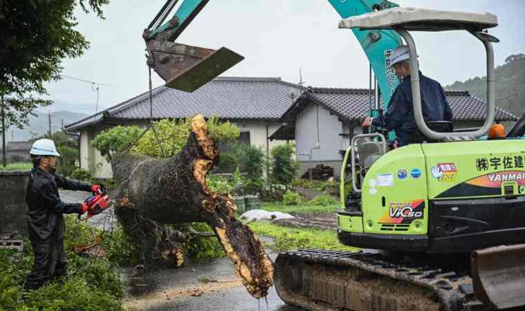 Tifón en Japón