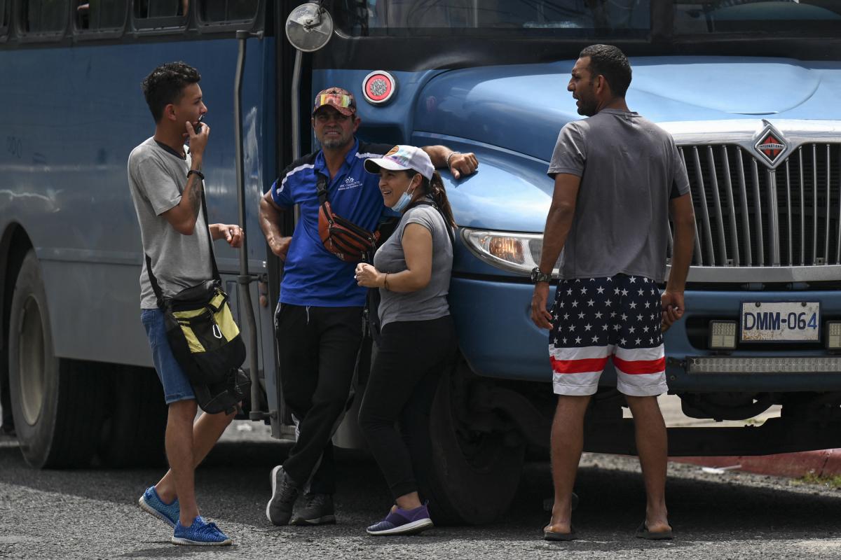 Bus de migrantes  México Estados Unidos secuestrados