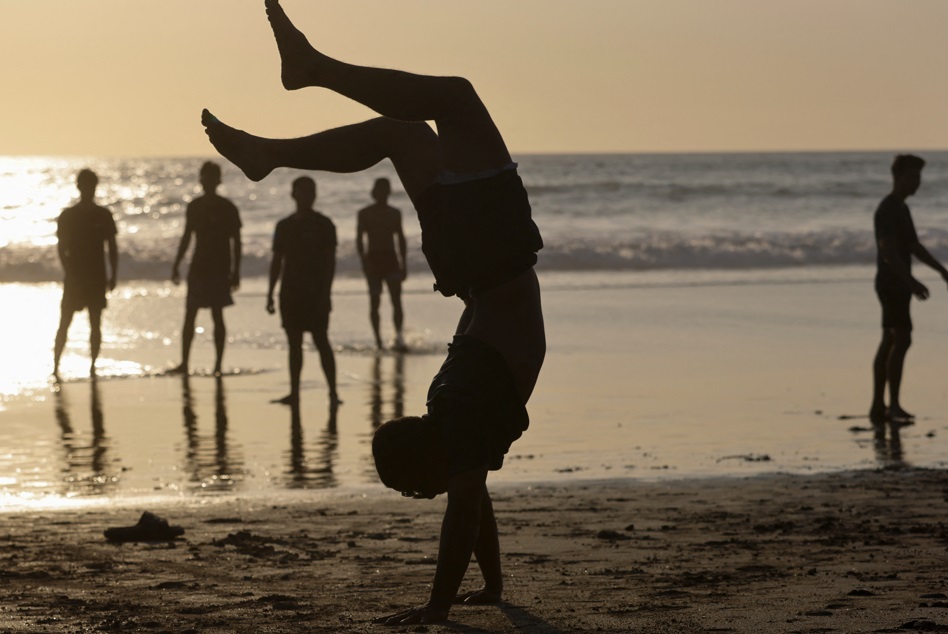 Playa cáncer de piel verano 2024  bloqueador 