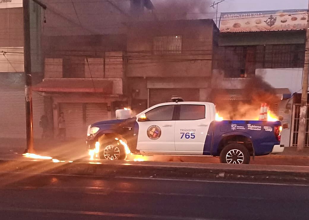 camioneta ecuador prisión directora