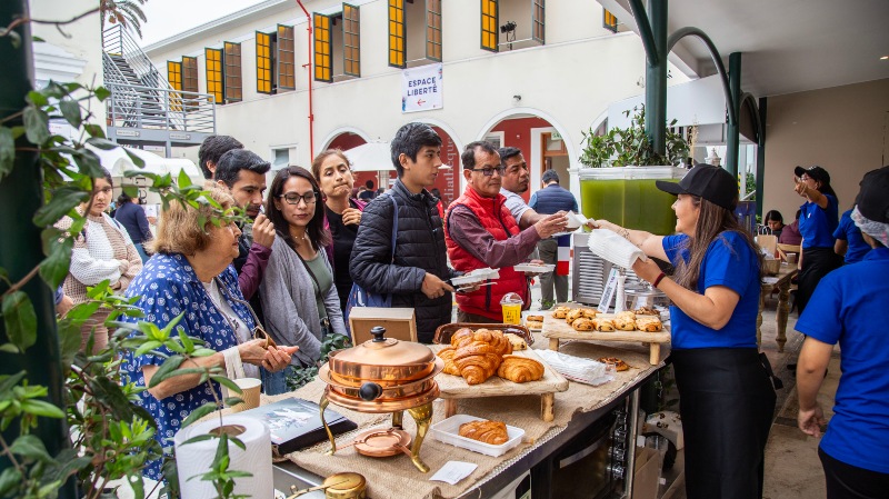 feria francia miraflores