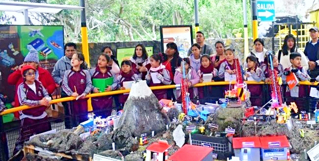 minería niños escolares escuela