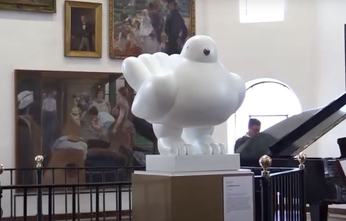 "La paloma de la paz" Fernando Botero Colombia