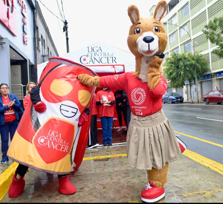 Liga Contra el Cáncer colecta pública