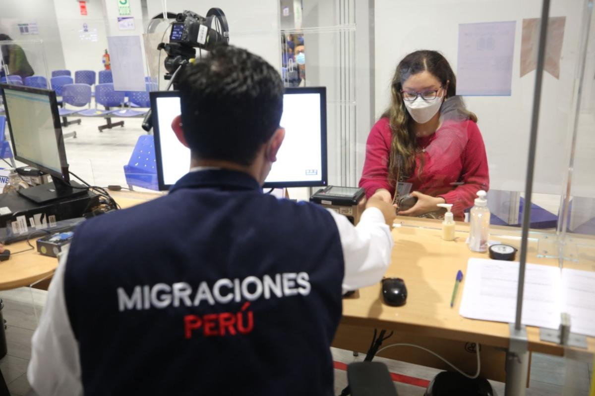 Migraciones: 675 pasaportes con fallas ya fueron repuestos por contratista