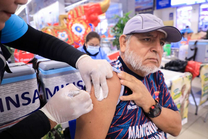 MINSA-VACUNACION-FIESTASPATRIAS