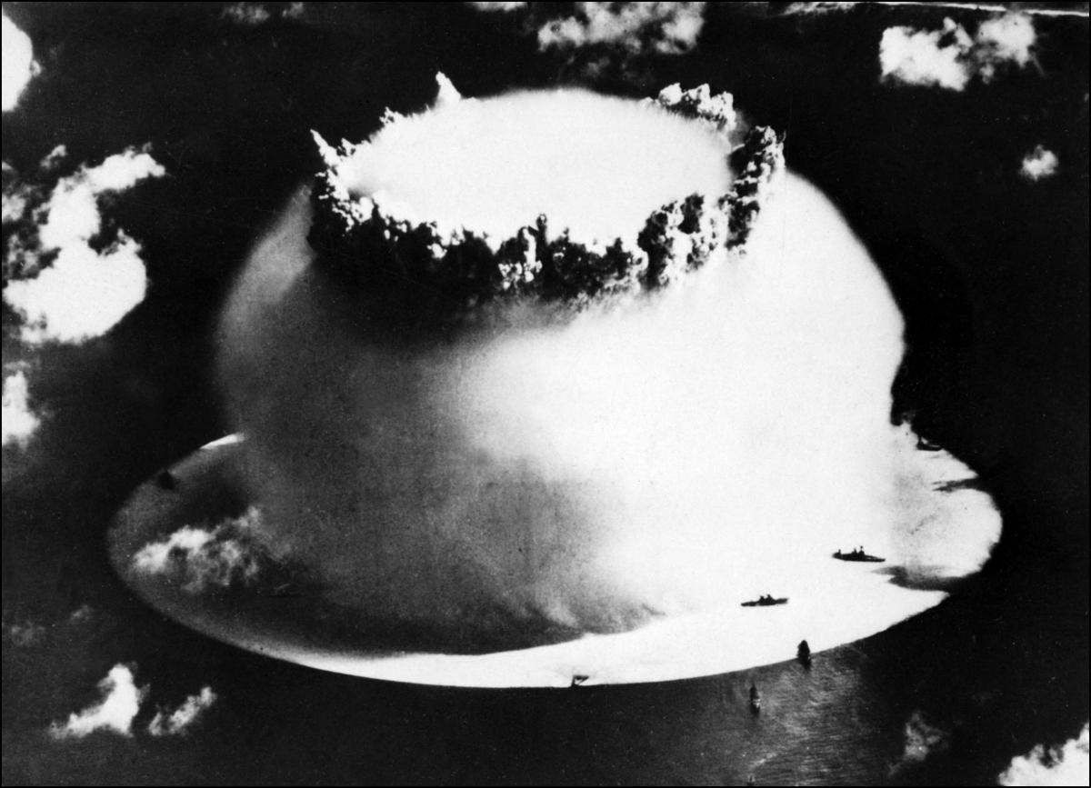 Bomba Nuclear de los ensayos realizados por Estados Unidos en Bikini